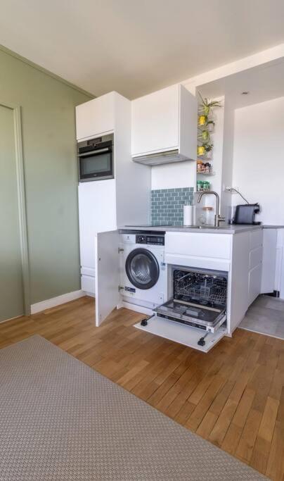 Renovated 2-Bed Apartment 2 Min From Lyon Oullins Luaran gambar