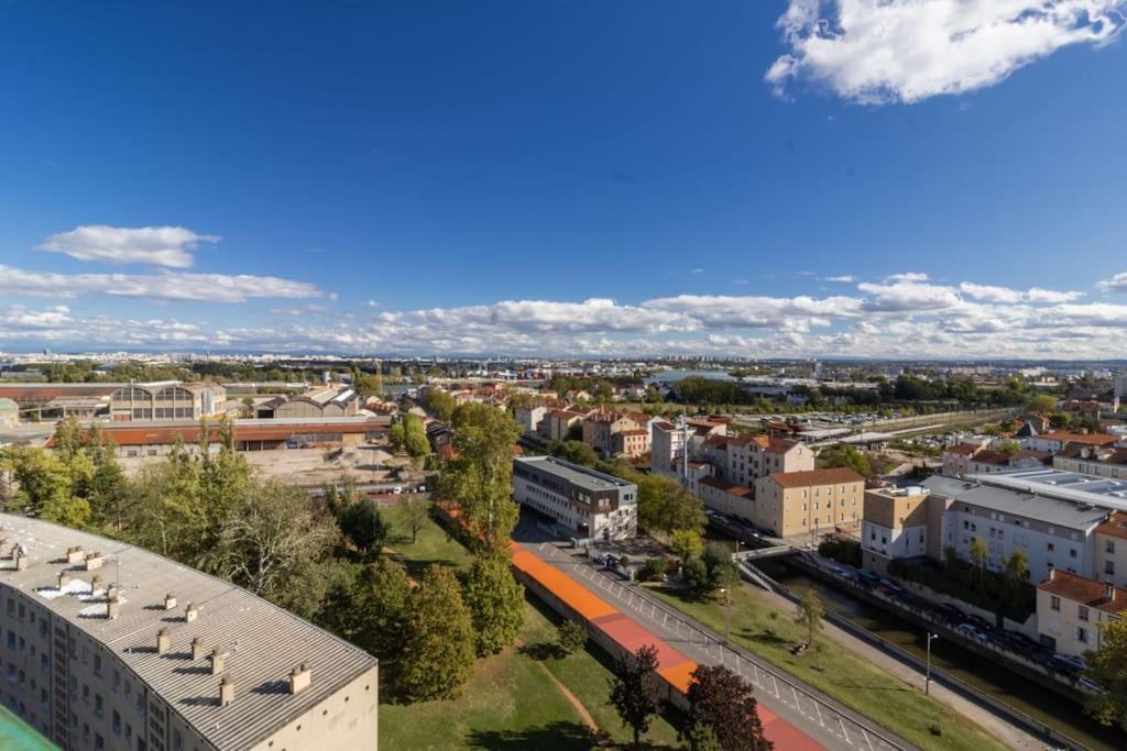 Renovated 2-Bed Apartment 2 Min From Lyon Oullins Luaran gambar